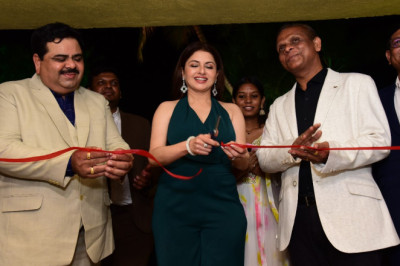 बॉलीवूड अभिनेत्री भाग्यश्री ने किया 'ग्रीन वैली बीच रिज़ॉर्ट' का अनावरण